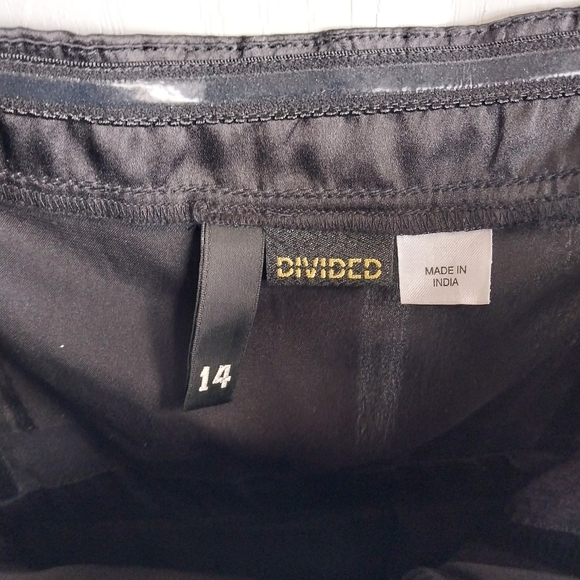 Black Strapless Dress - Picture 2 of 2